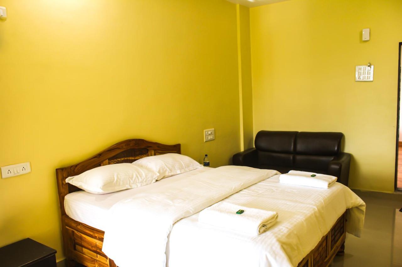 Sp Resort Panvel Chauk Eksteriør bilde